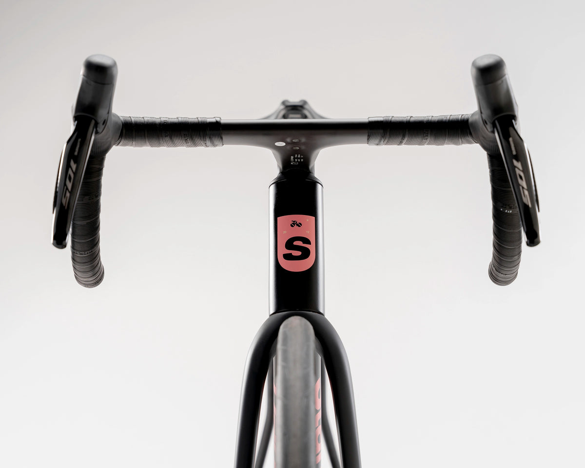 Kreissäge | Fly Black | Shimano 105 Di2 | DT Swiss A1800