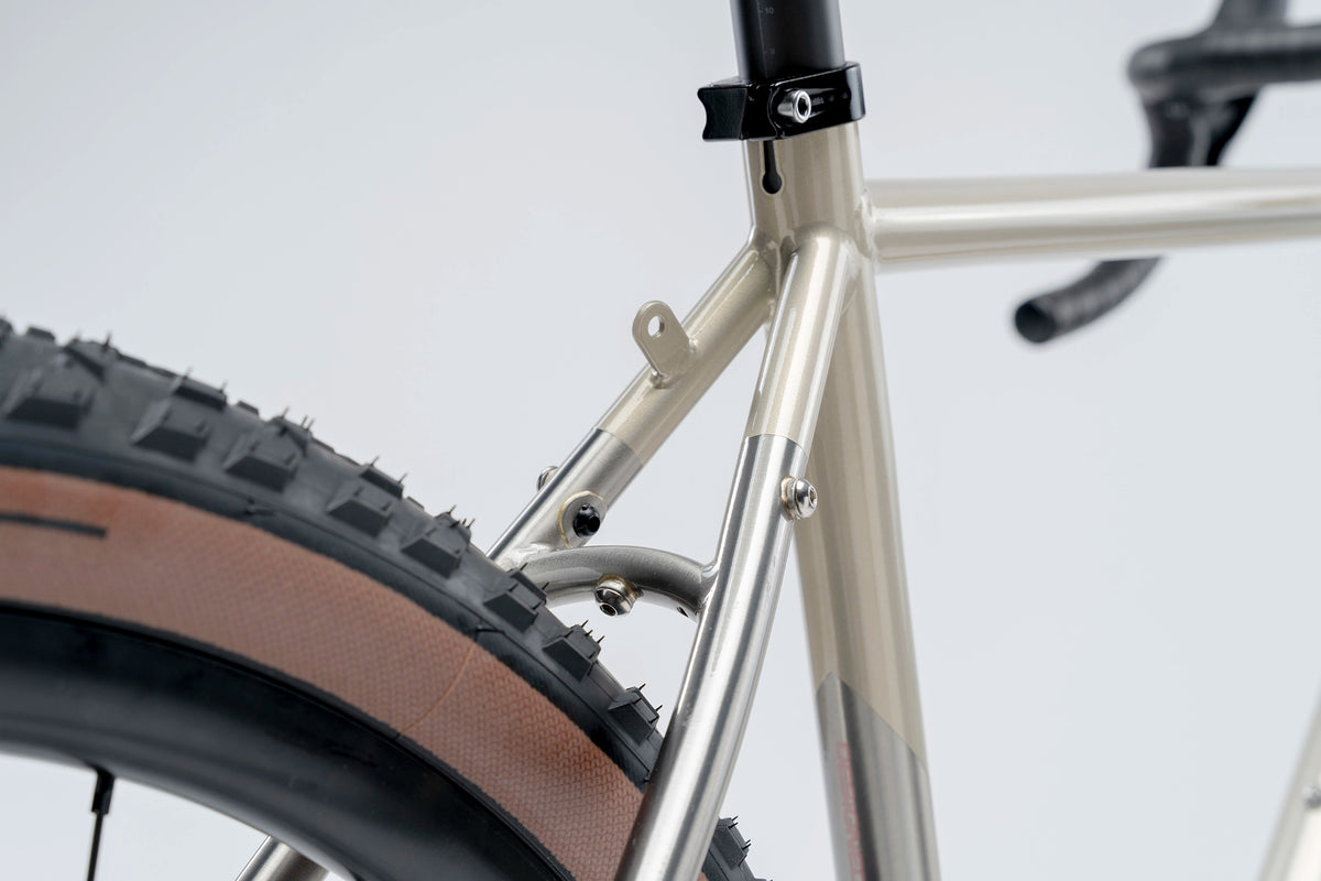 Erdgeschoss | Golden Brown | SRAM Rival AXS XPLR
