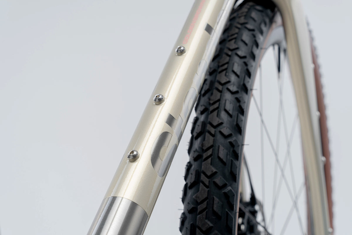 Erdgeschoss | Golden Brown | SRAM Rival AXS XPLR