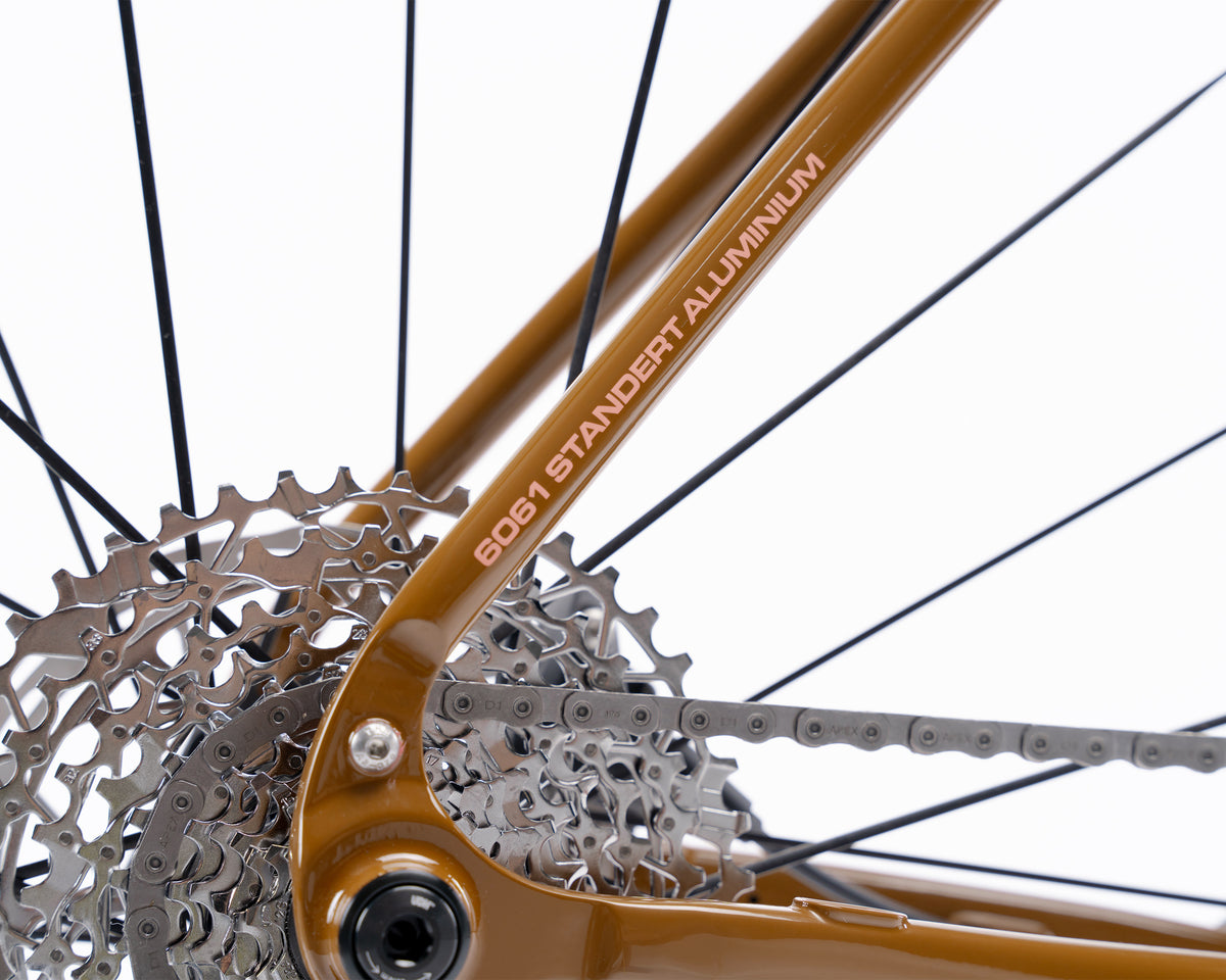 Kieswerk | SRAM Apex AXS XPLR | DT Swiss G 1800 | Brown Sugar